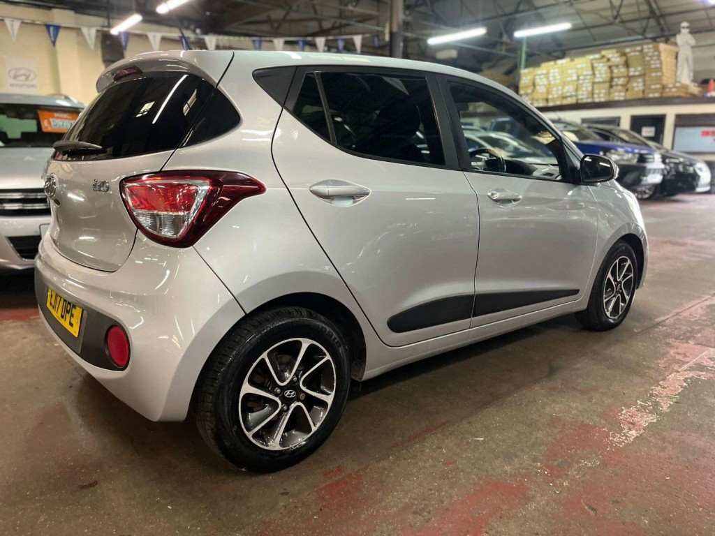 HYUNDAI I10 1.2 Premium 2017