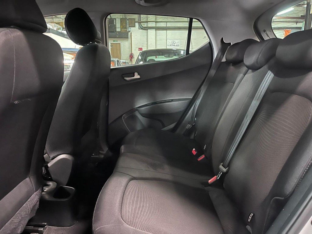 HYUNDAI I10 1.2 Premium 2017