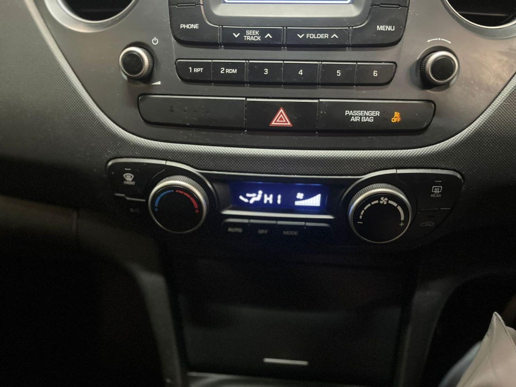 HYUNDAI I10 1.2 Premium 2017