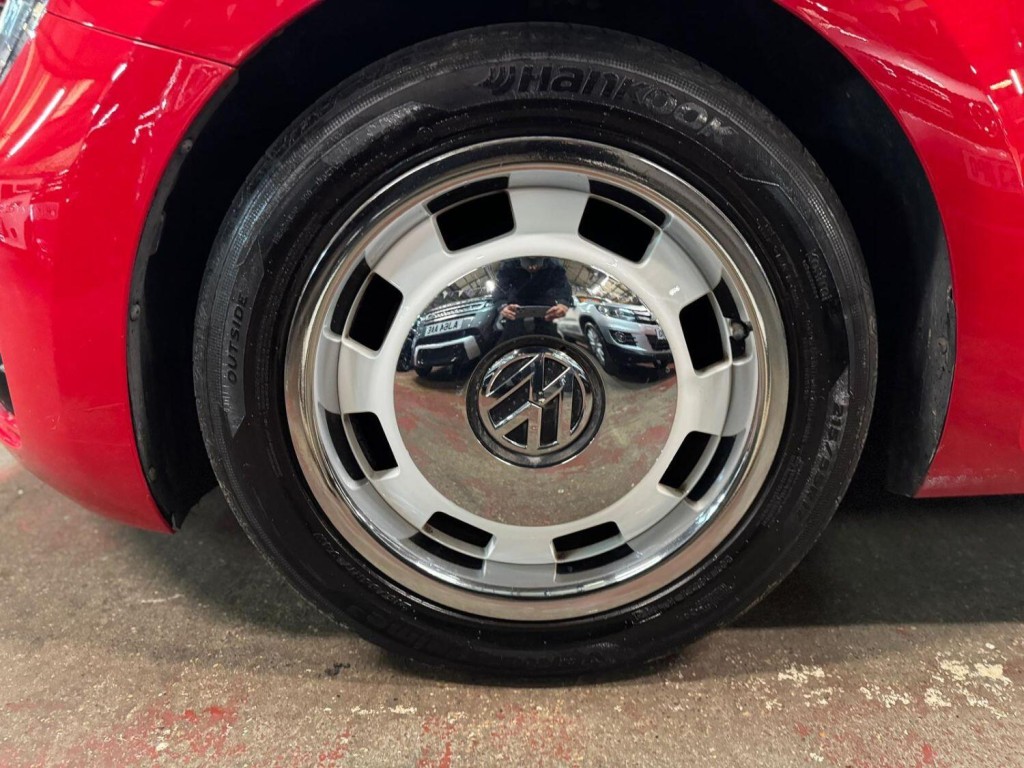 VOLKSWAGEN BEETLE 1.2 TSI BlueMotion Tech Design 2016