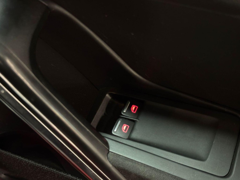 VOLKSWAGEN BEETLE 1.2 TSI BlueMotion Tech Design 2016