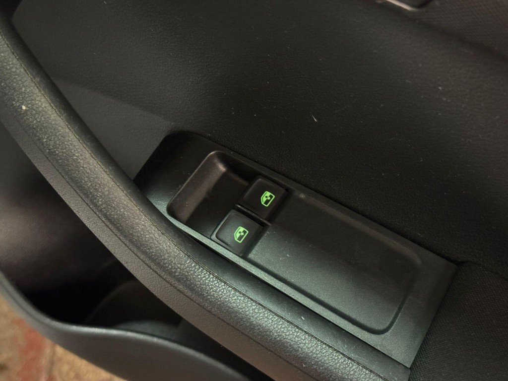 SKODA FABIA 1.0 S 2015