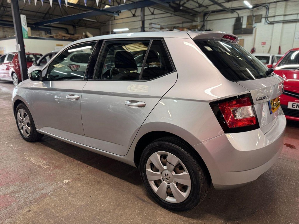 SKODA FABIA 1.0 S 2015