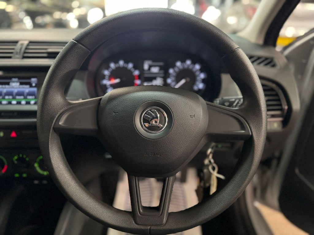 SKODA FABIA 1.0 S 2015