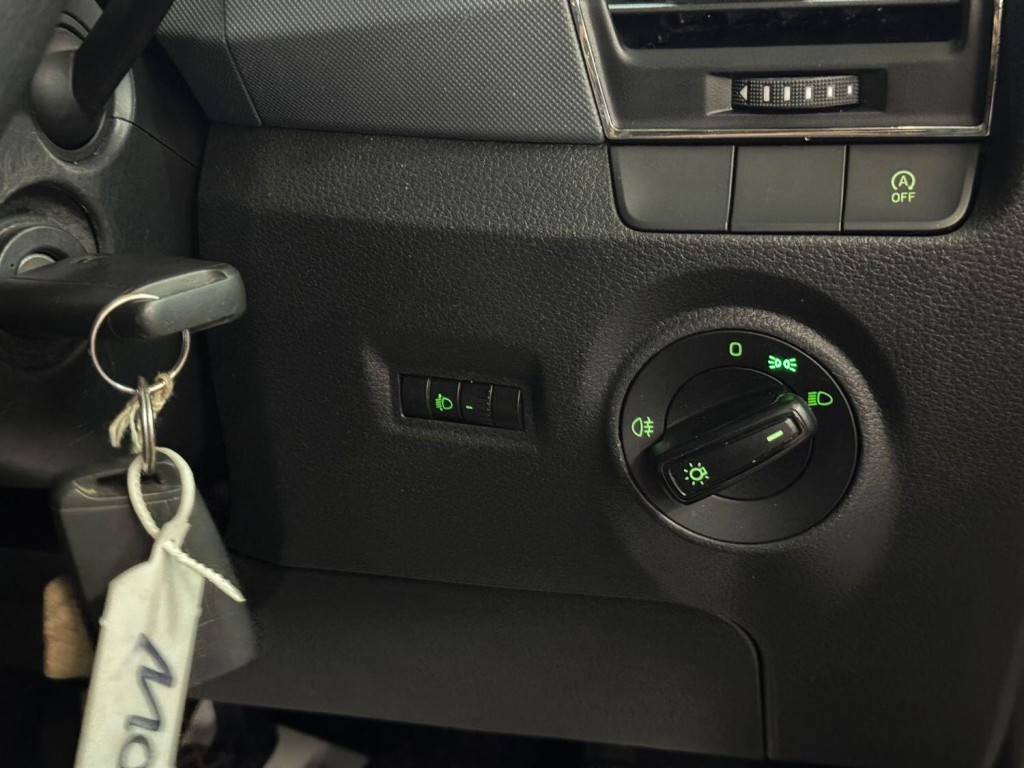 SKODA FABIA 1.0 S 2015