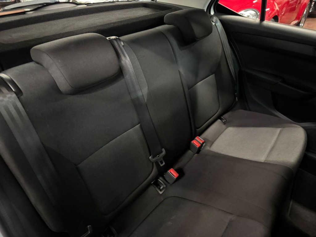 SKODA FABIA 1.0 S 2015