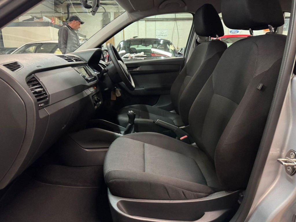 SKODA FABIA 1.0 S 2015