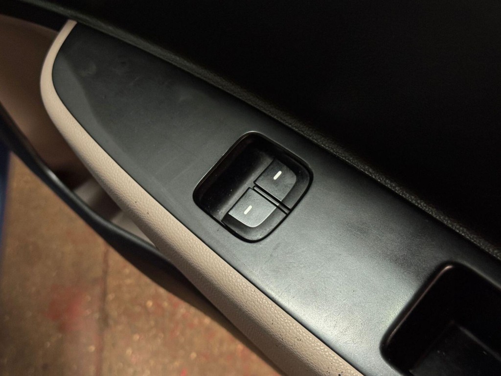 HYUNDAI I10 1.0 S Air 2014