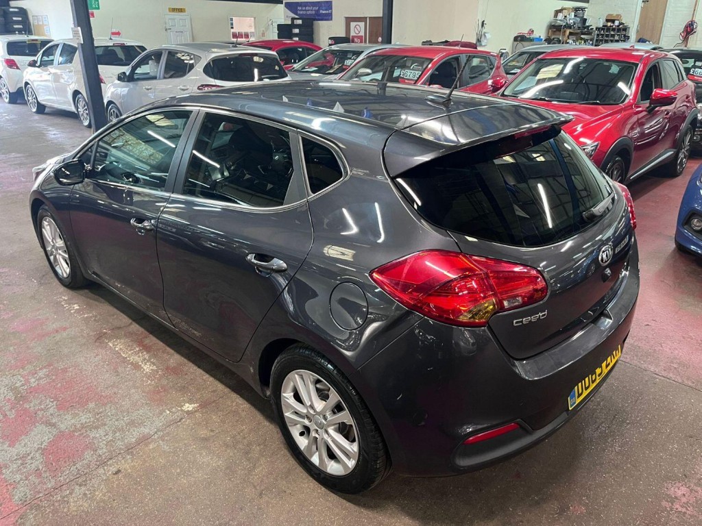 KIA CEED 1.6 GDi EcoDynamics 3 2013