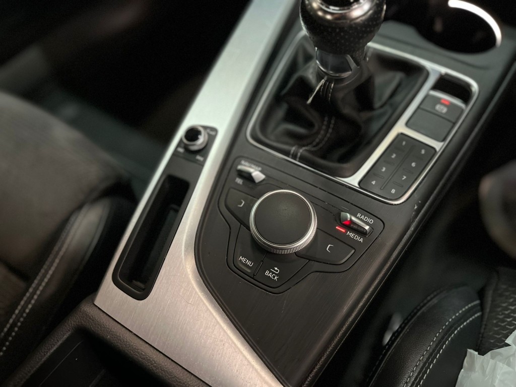 AUDI A4 1.4 TFSI S line 2017