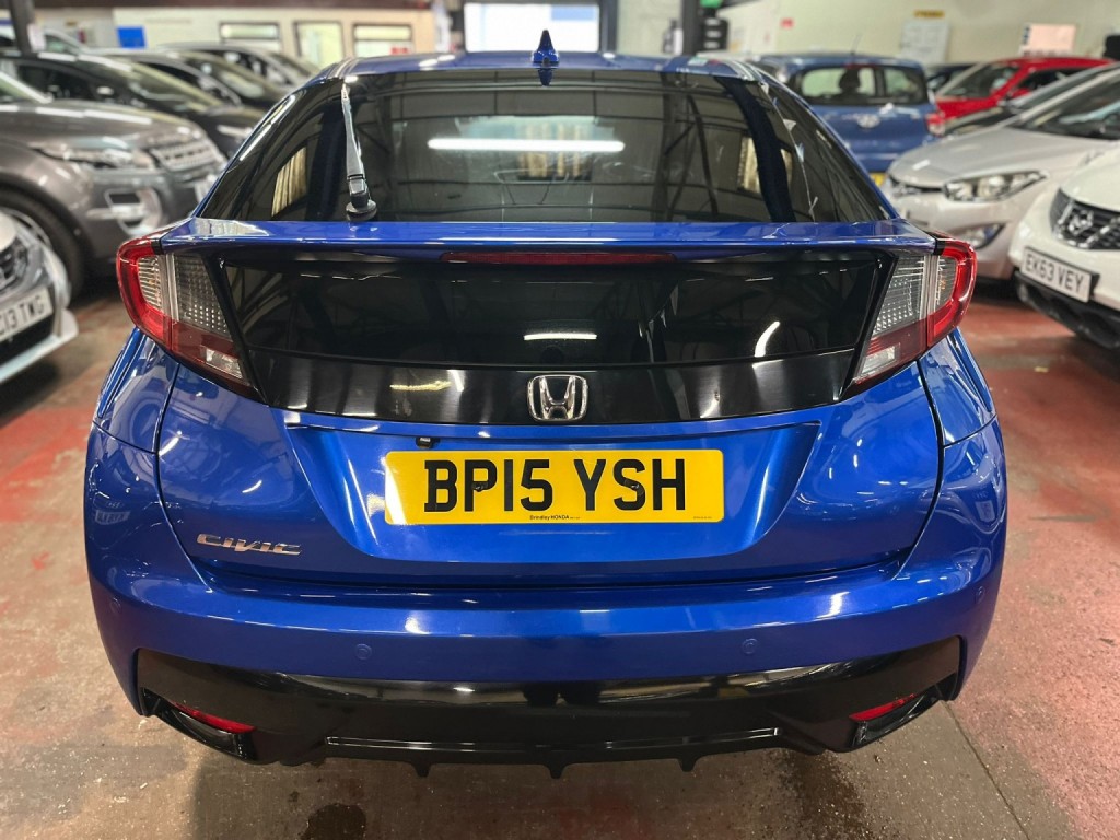 HONDA CIVIC 1.8 i-VTEC Sport 2015