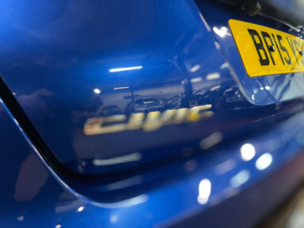 HONDA CIVIC 1.8 i-VTEC Sport 2015
