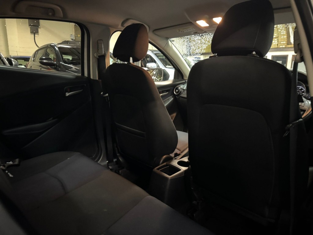 MAZDA MAZDA2 1.5 SKYACTIV-G Sports Launch Edition 2015