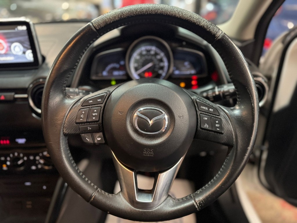 MAZDA MAZDA2 1.5 SKYACTIV-G Sports Launch Edition 2015