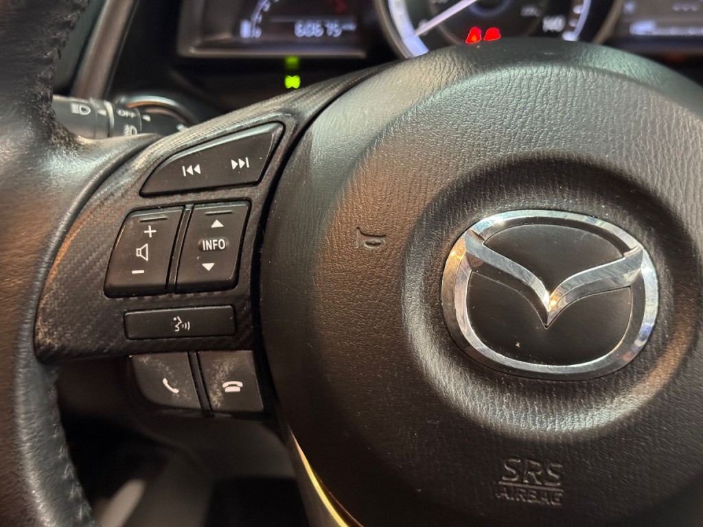 MAZDA MAZDA2 1.5 SKYACTIV-G Sports Launch Edition 2015