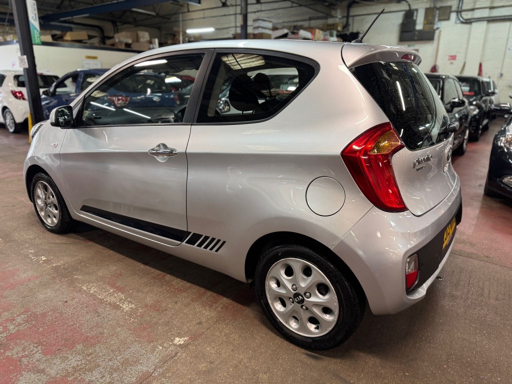 KIA PICANTO 1.0 City 2013
