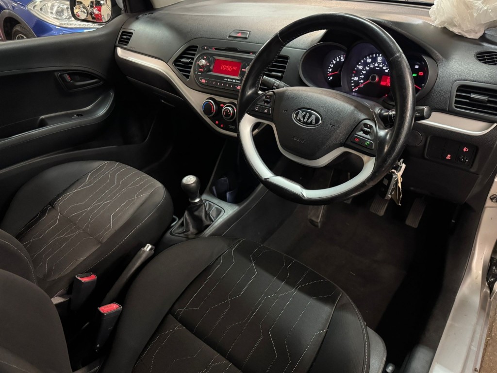 KIA PICANTO 1.0 City 2013