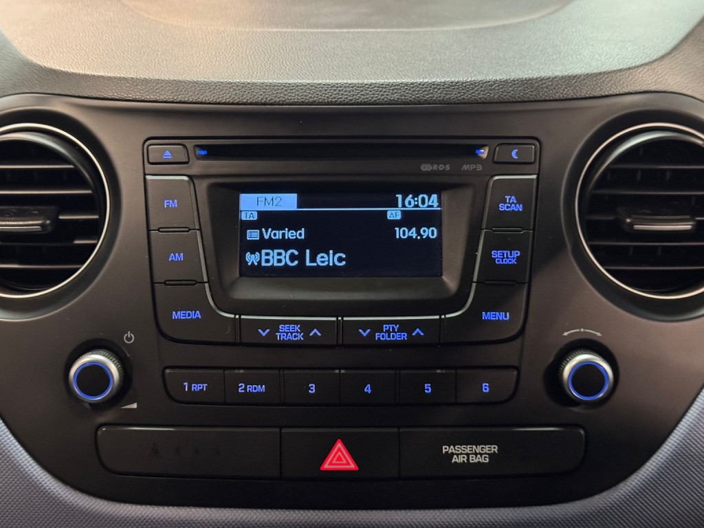 HYUNDAI I10 1.0 SE 2014