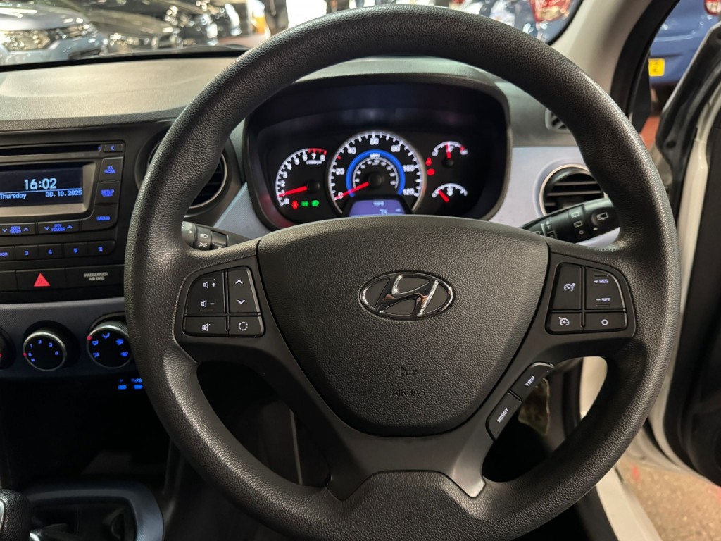 HYUNDAI I10 1.0 SE 2014