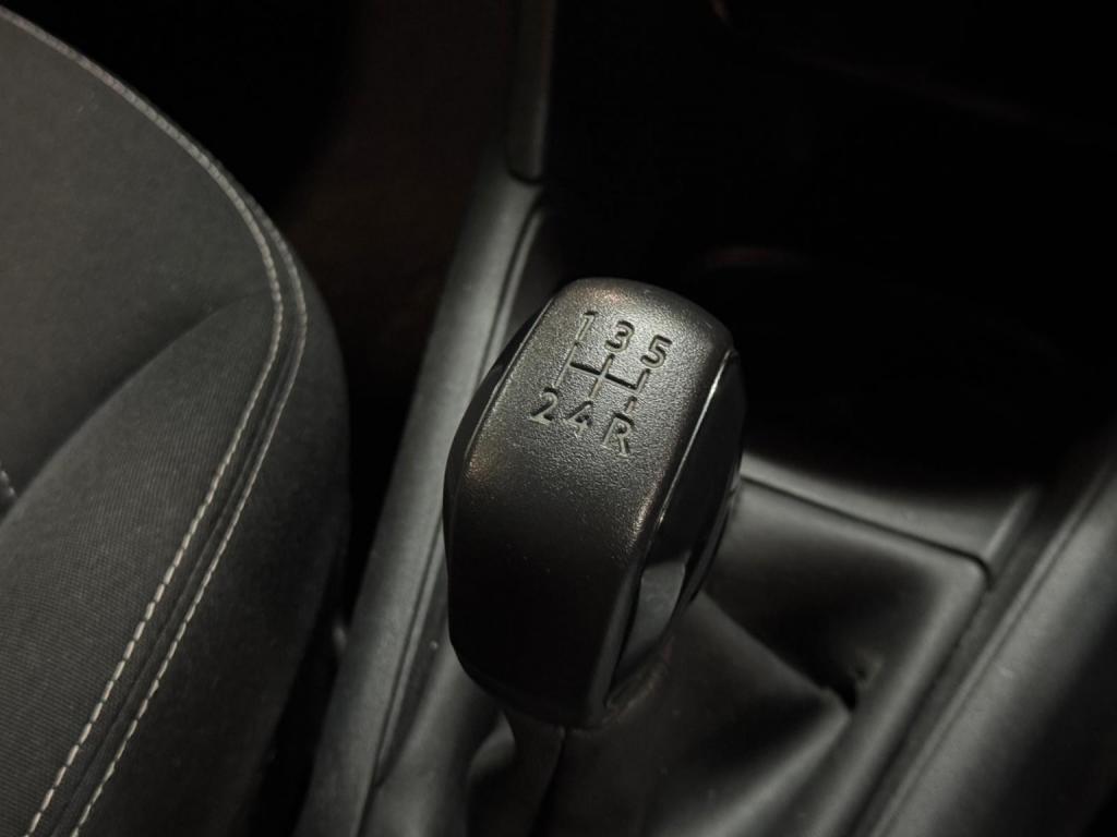 PEUGEOT 208 1.2 PureTech Active 2017