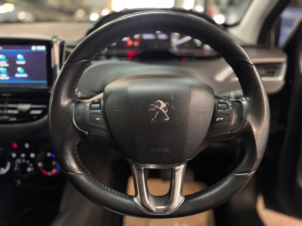 PEUGEOT 208 1.2 PureTech Active 2017