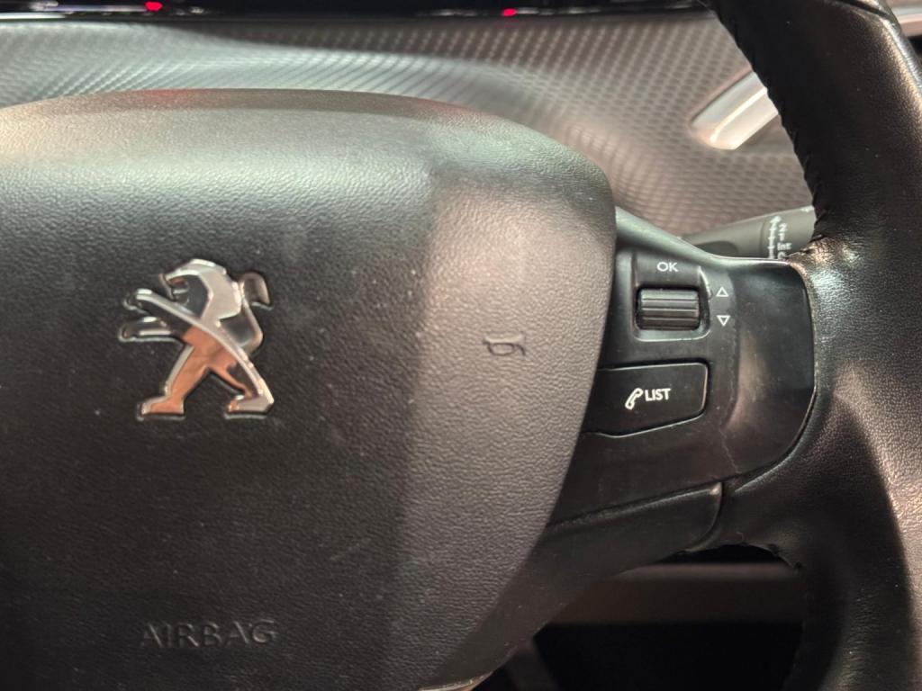 PEUGEOT 208 1.2 PureTech Active 2017