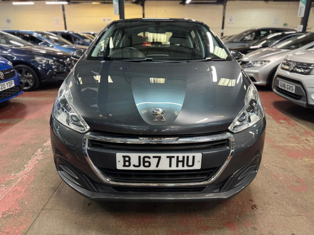 View PEUGEOT 208 1.2 PureTech Active