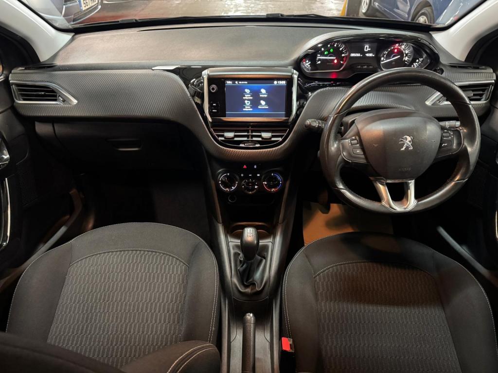 PEUGEOT 208 1.2 PureTech Active 2017