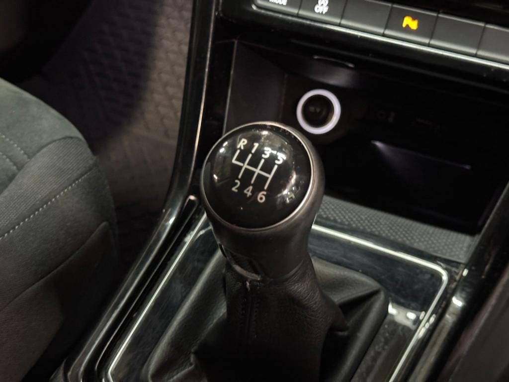 VOLKSWAGEN TOURAN 1.4 TSI BlueMotion Tech SEL 2016