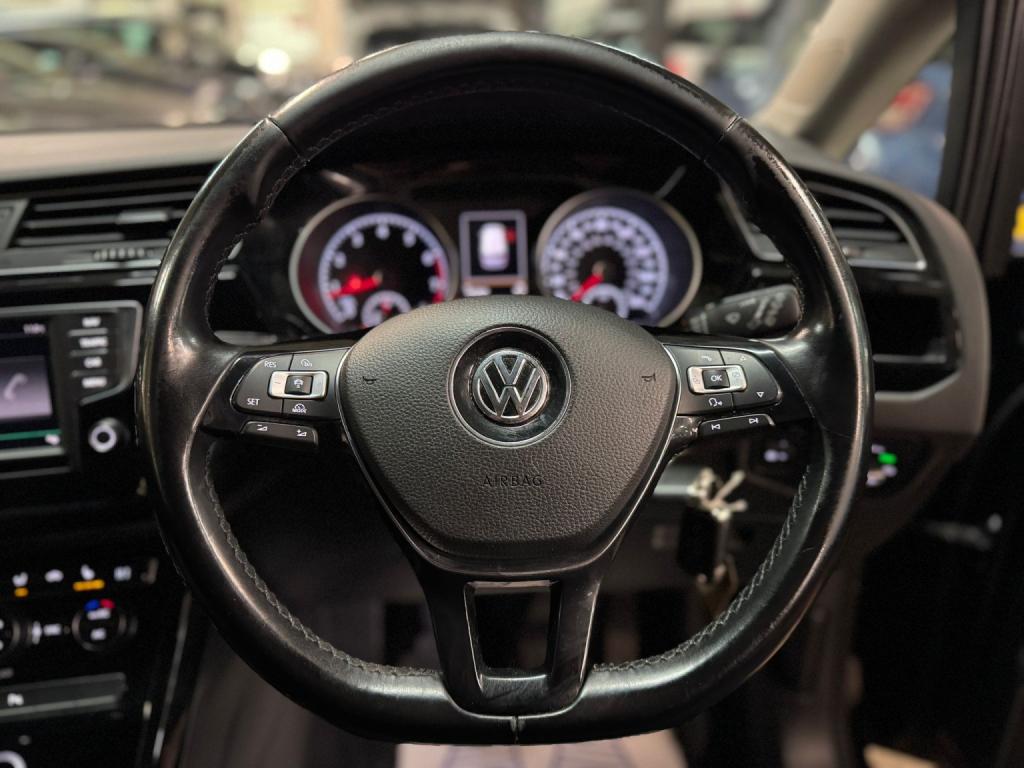 VOLKSWAGEN TOURAN 1.4 TSI BlueMotion Tech SEL 2016