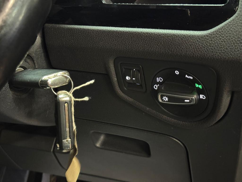 VOLKSWAGEN TOURAN 1.4 TSI BlueMotion Tech SEL 2016