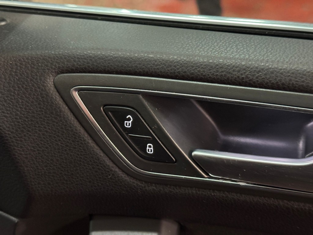 VOLKSWAGEN TOURAN 1.4 TSI BlueMotion Tech SEL 2016