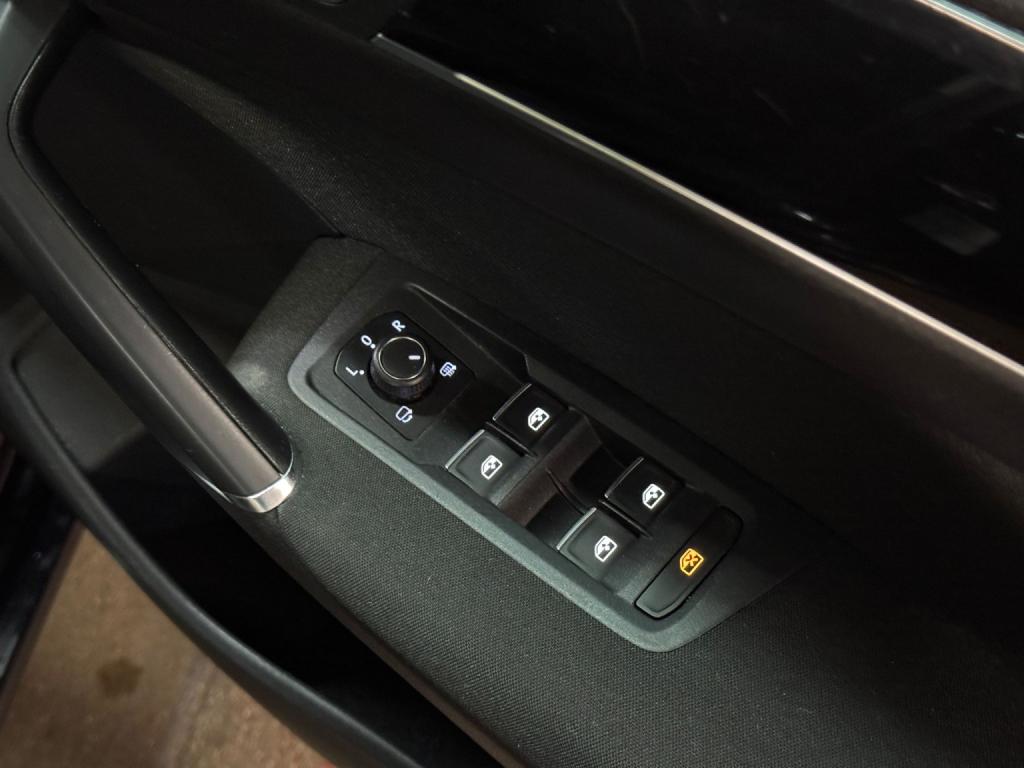 VOLKSWAGEN TOURAN 1.4 TSI BlueMotion Tech SEL 2016