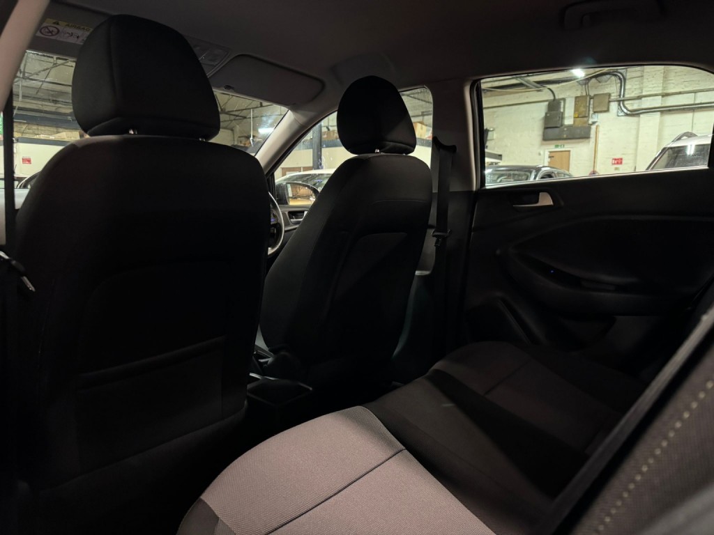 HYUNDAI I20 1.2 SE 2017