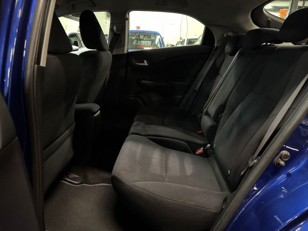 HONDA CIVIC 1.8 i-VTEC ES-T 2013