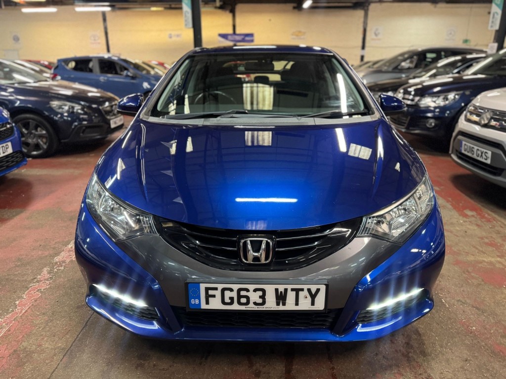 HONDA CIVIC 1.8 i-VTEC ES-T 2013
