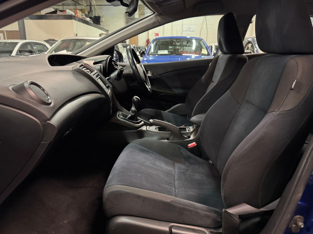 HONDA CIVIC 1.8 i-VTEC ES-T 2013