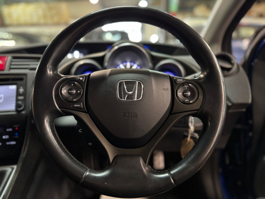 HONDA CIVIC 1.8 i-VTEC ES-T 2013