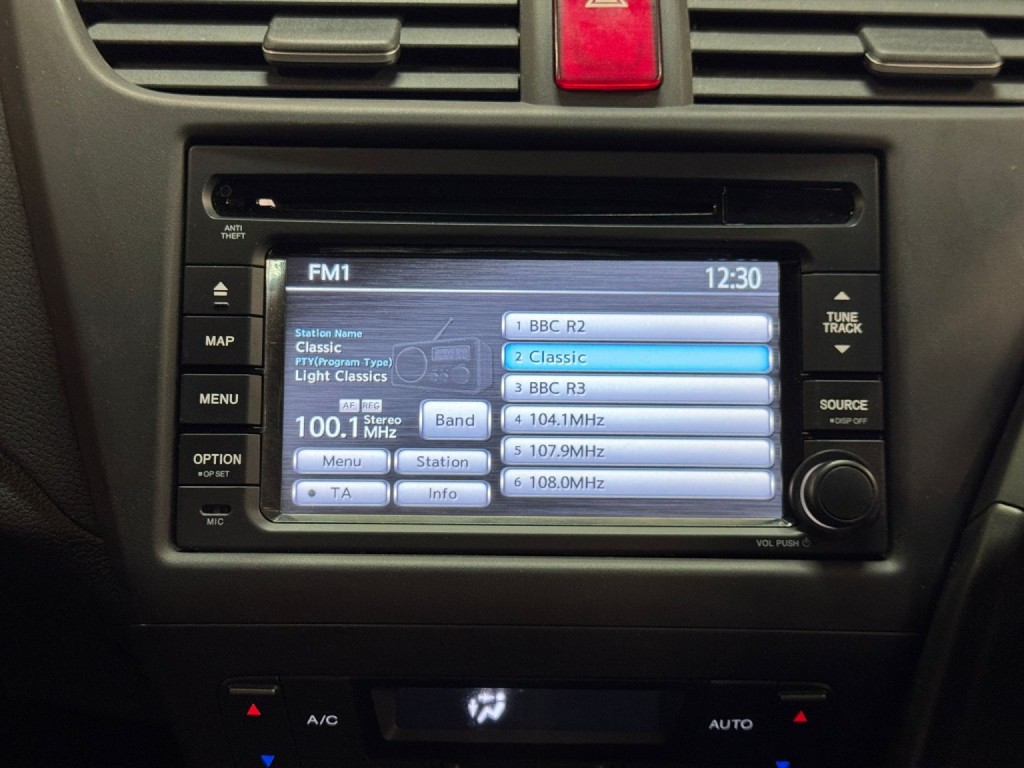 HONDA CIVIC 1.8 i-VTEC ES-T 2013