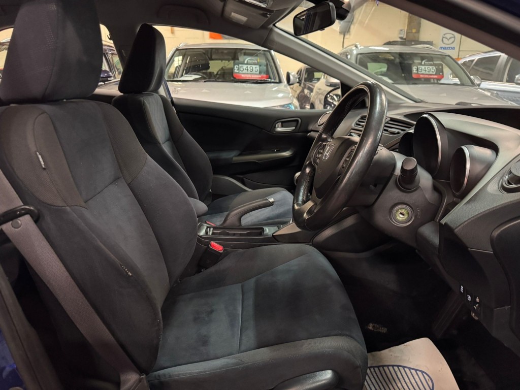 HONDA CIVIC 1.8 i-VTEC ES-T 2013
