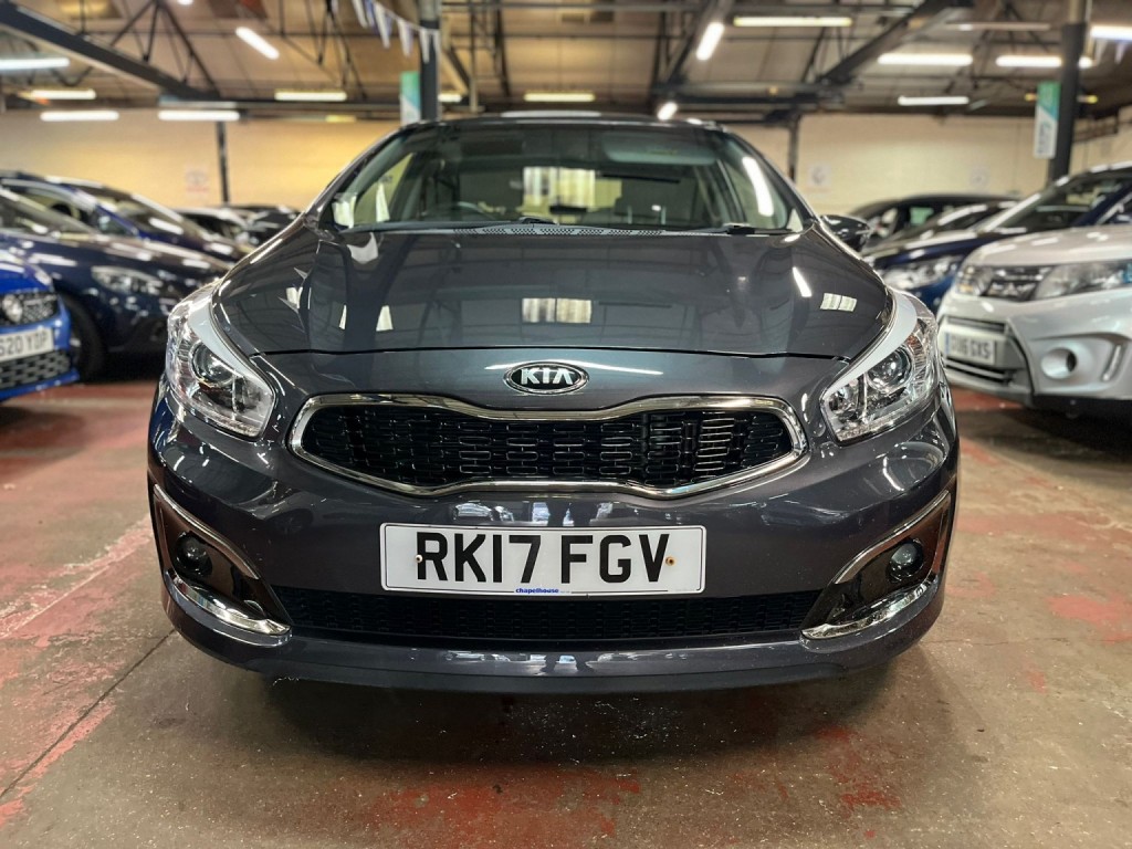 View KIA CEED 1.6 CRDi 4
