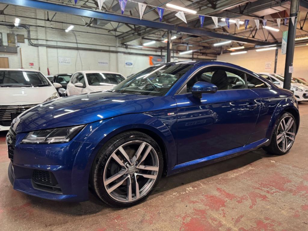 View AUDI TT 2.0 TFSI S line