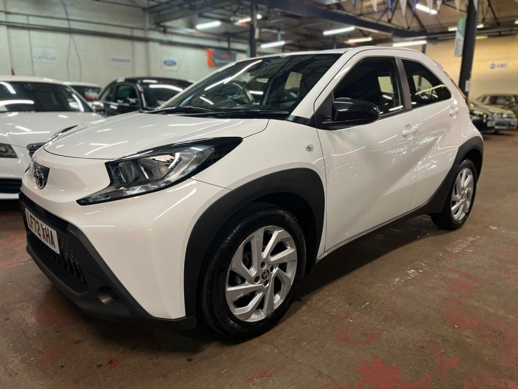 View TOYOTA AYGO X 1.0 VVT-i Pure