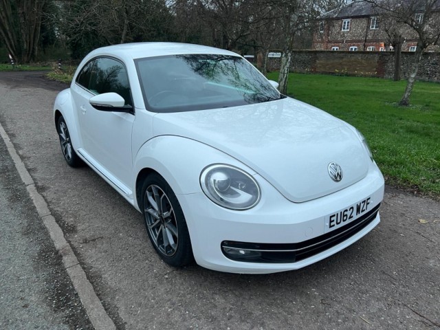 VOLKSWAGEN BEETLE