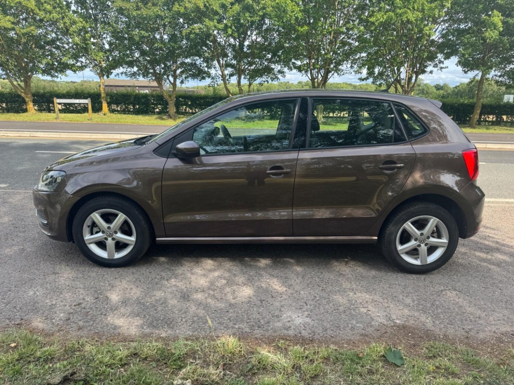 VOLKSWAGEN POLO 1.2 TSI BlueMotion Tech SE 2014