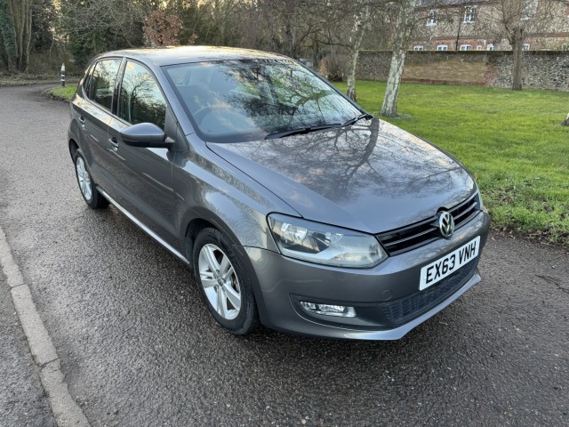 VOLKSWAGEN POLO