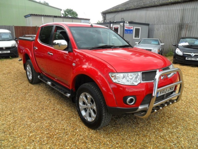 MITSUBISHI L200