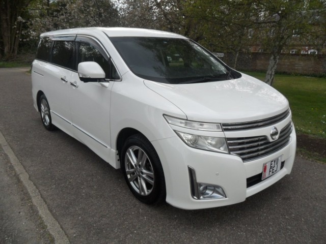 NISSAN ELGRAND