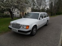 MERCEDES-BENZ 200