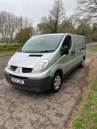 RENAULT TRAFIC